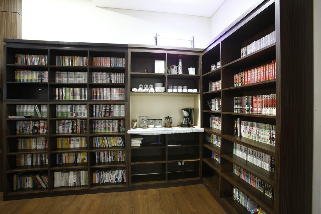 Reddoorz @ Menteng Jakarta Exterior photo